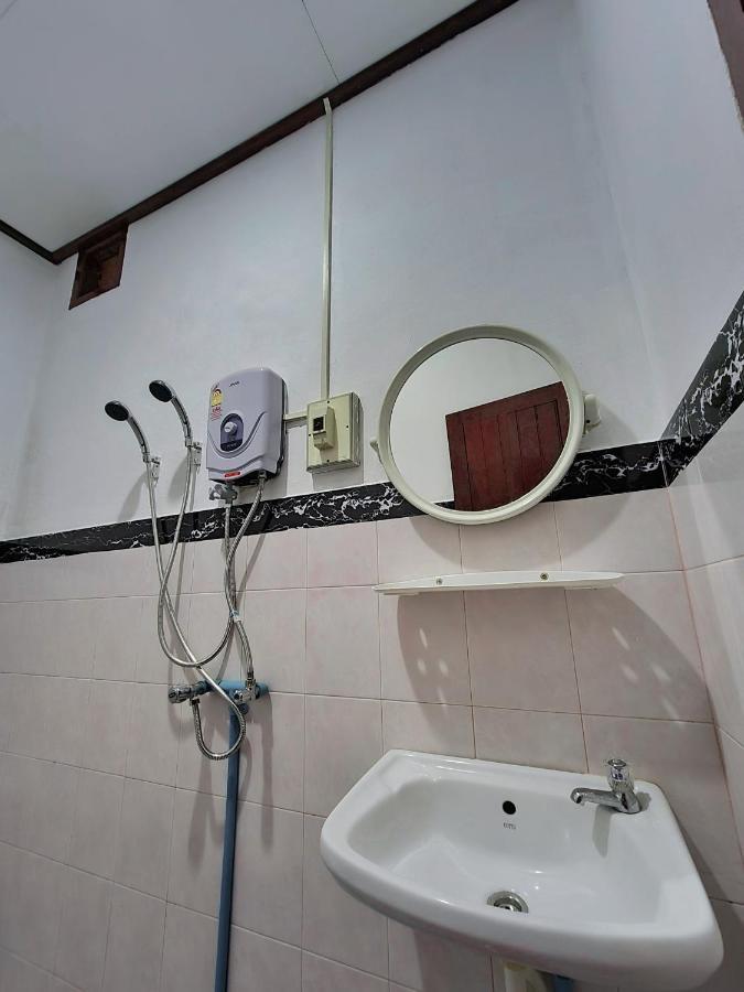 Saphaothong Guesthouse Vang Vieng Exterior foto