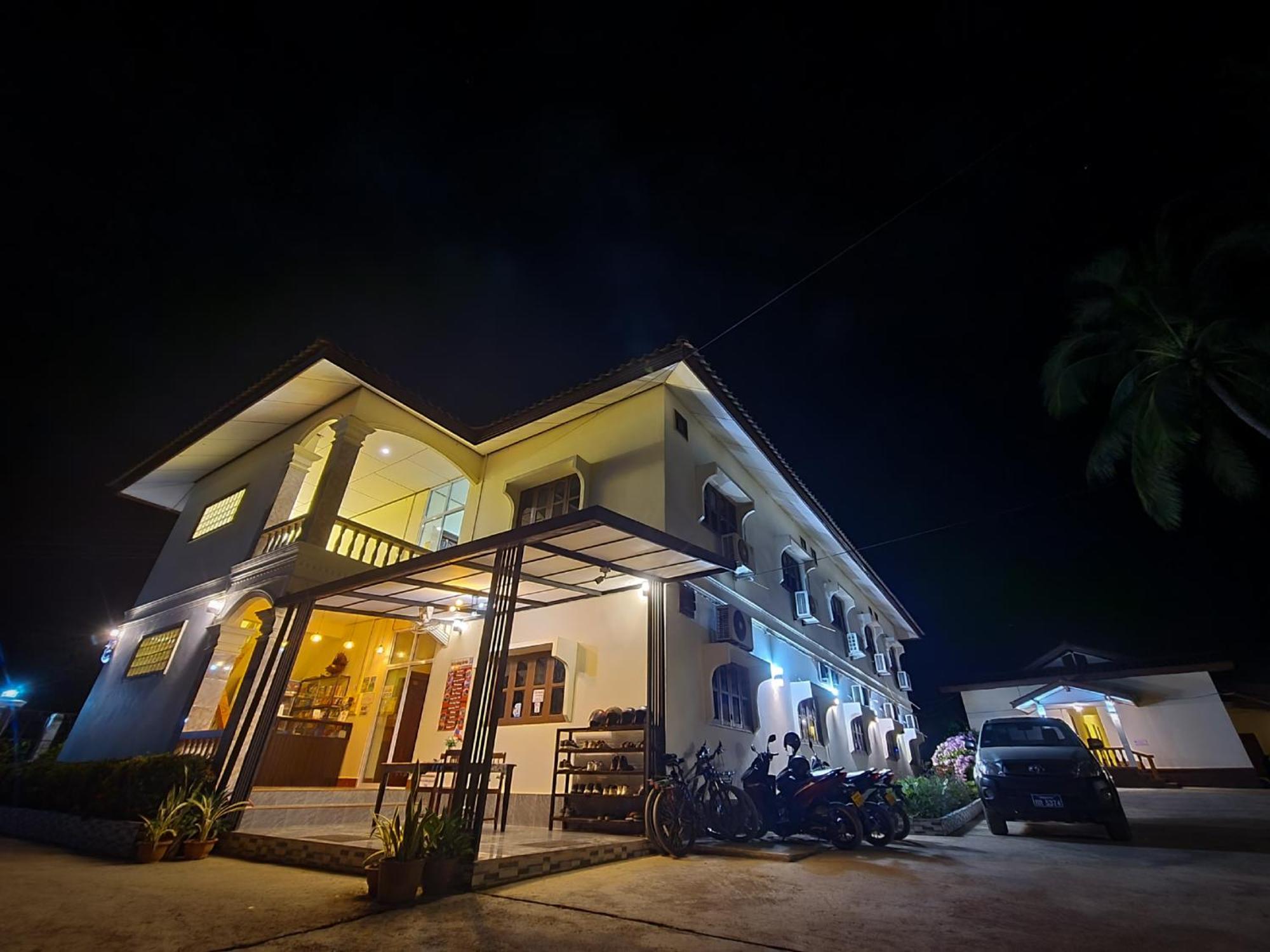Saphaothong Guesthouse Vang Vieng Exterior foto